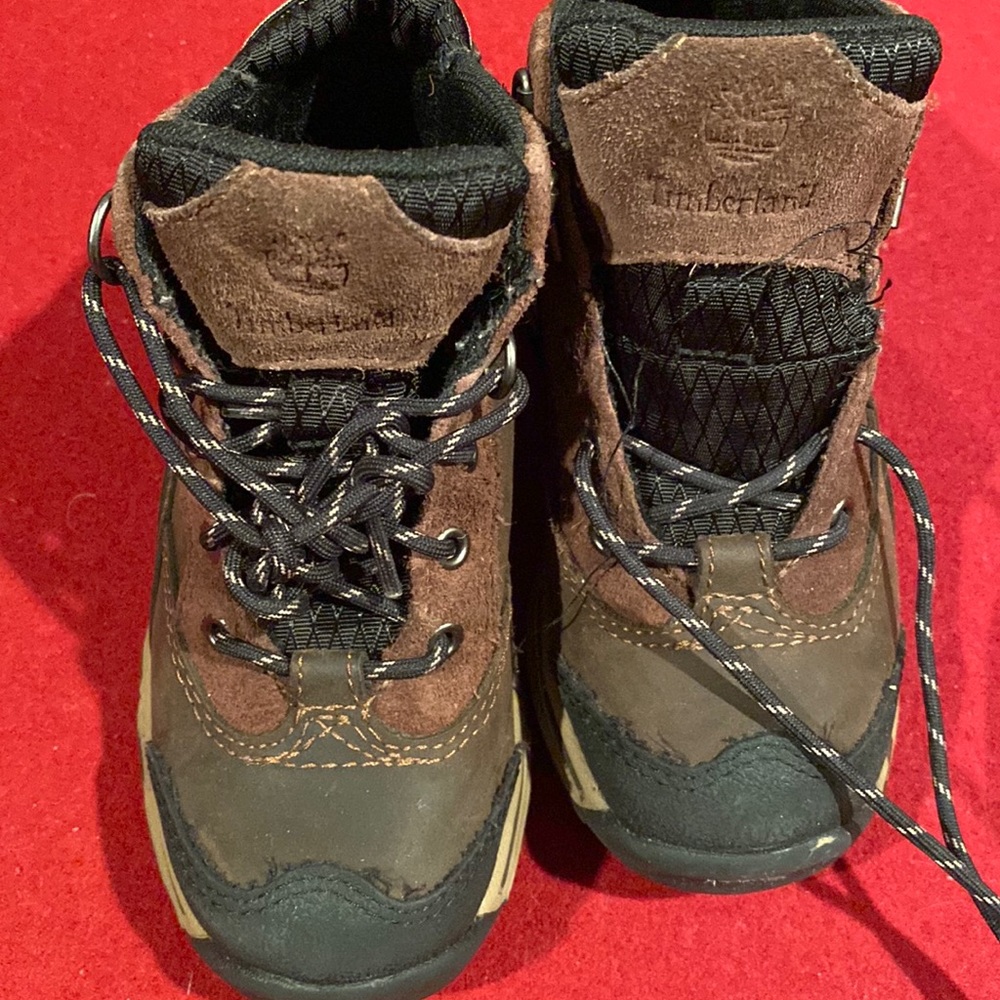Size 9 Timberland brown boots